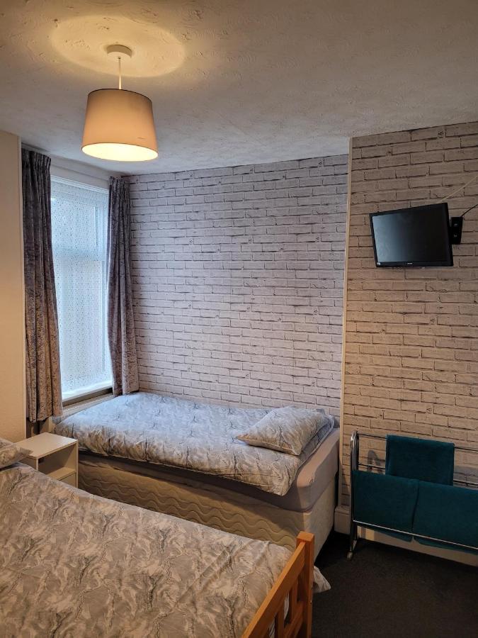 The Clevedon Bed and Breakfast Blackpool Buitenkant foto