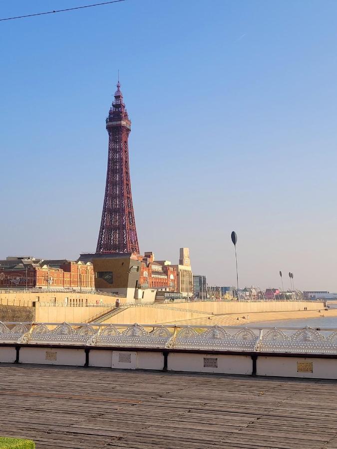 The Clevedon Bed and Breakfast Blackpool Buitenkant foto